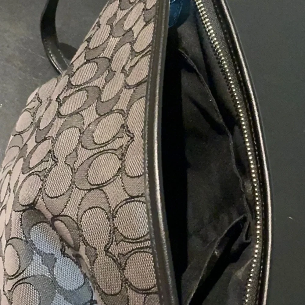 Coach Signature Black and Gray Shoulder Bag